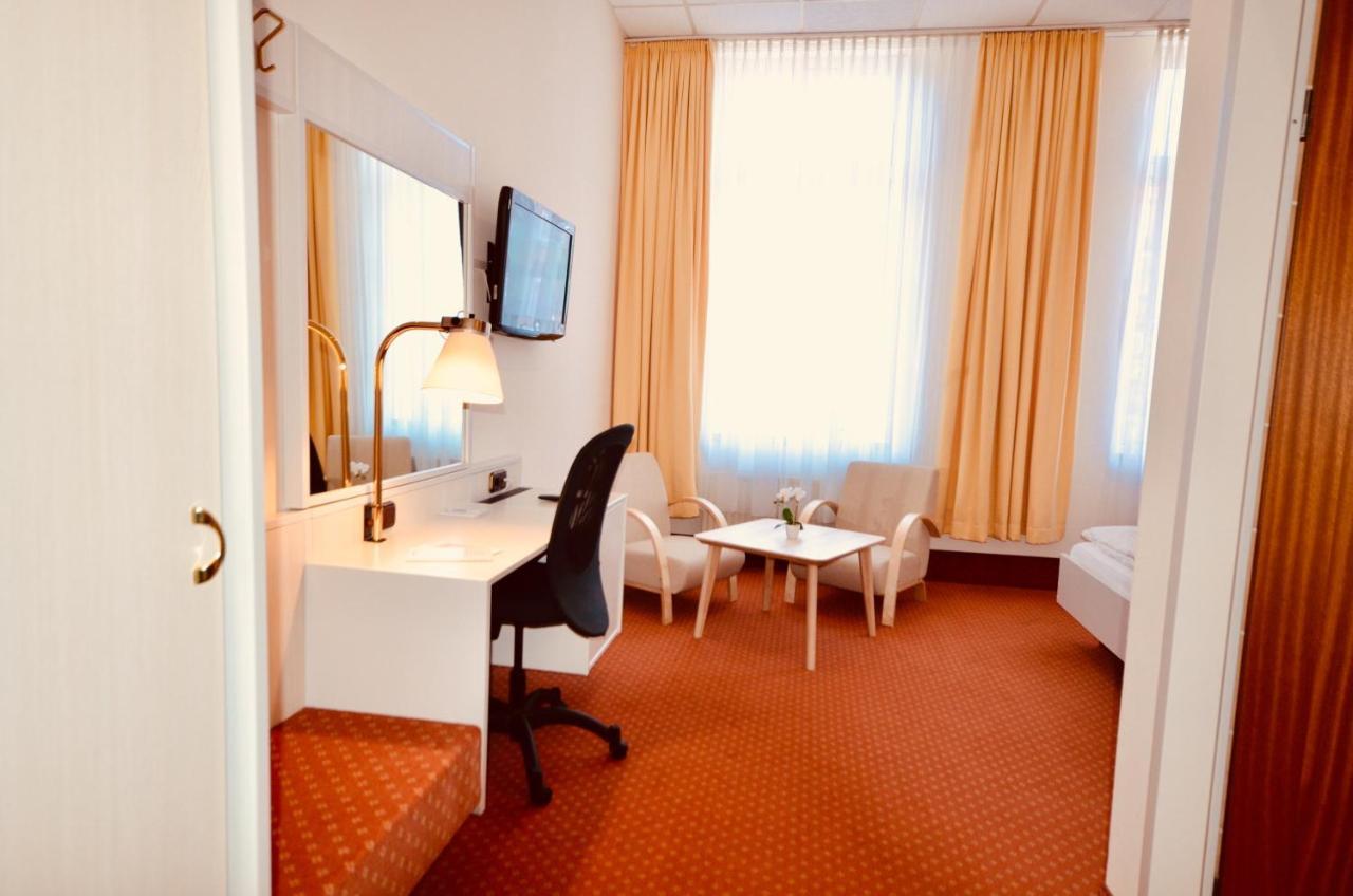 Cityhotel อูลเซิน ภายนอก รูปภาพ